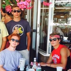 Meet your Posher, Aeden